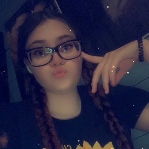 Meet your Posher, Lexi - Picture 1 of 1